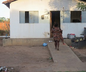 Irmãos do bebê que morreu por maus-tratos são levados para abrigo.(Imagem:CidadeVerde.com)