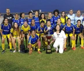 Tiradentes ganha nos pênaltis a Copa Piauí no futebol feminino.(Imagem:Samila Milhomem - FFP)