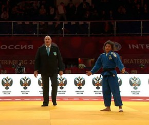 Na Rússia, Sarah Menezes é eliminada na estreia e contesta punição.(Imagem:Cidadeverde.com)