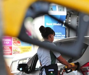 ANP fará consulta pública sobre reajustes de preços de combustíveis.(Imagem:Agência Brasil)