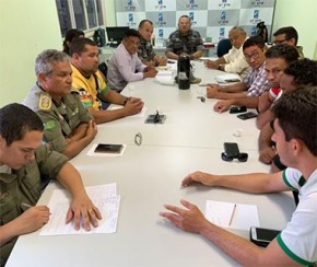 Reunião discute segurança com torcidas organizadas no futebol piauiense.(Imagem:CidadeVerde.com)