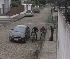 Jardineiro tem moto roubada enquanto esperava dono de casa abrir portão.(Imagem:Cidadeverde.com)