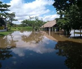 Mais de 200 famílias estão em abrigos por causa de alagamentos no Piauí.(Imagem:Cidadeverde.com)