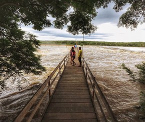 Com cheia do rio, cresce número de visitantes na Cachoeira do Urubu.(Imagem:Cidadeverde.com)