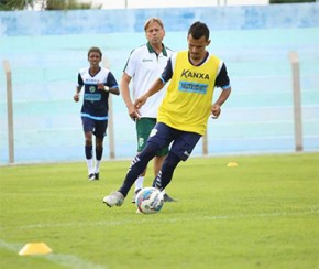 Altos não conta com estreia de laterais contra o Botafogo-PB.(Imagem:Luís Júnior/A.A.Altos)