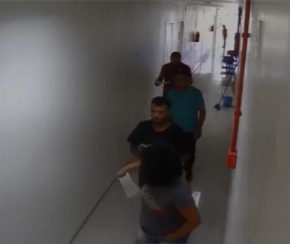 Preso que tirou algemas e fugiu de fórum se apresenta à polícia.(Imagem:Cidadeverde.com)
