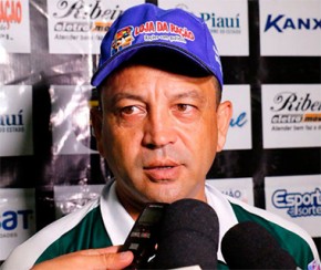 Técnico Paulinho Kobayashi(Imagem:Wilson Filho)