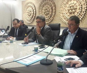 Deputados são recebidos pelo presidente da Caixa para tratar de empréstimo.(Imagem:Cidadeverde.com)