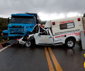 Ambulância com adolescente baleado sofre acidente e uma pessoa morre na BR 135.(Imagem:PRF)
