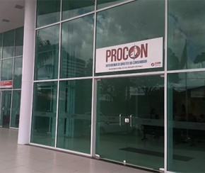 04/06/18, 10:37 Procon entra 