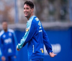 Thiago Neves bate de frente com Ceni e perde status de intocável no Cruzeiro.(Imagem:BRUNO HADDAD)