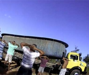 Quadrilha forja manutenção para roubar piscina e é presa.(Imagem:Polícia Militar)