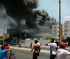 Adolescente pula de prédio durante incêndio; moradores relatam desespero.(Imagem:Cidadeverde.com)
