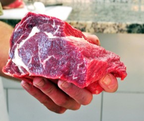 Polícia investiga quadrilha especializada na venda clandestina de carnes.(Imagem:Cidadeverde.com)