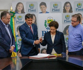 Governador reassume cargo nesta segunda após viagem para os EUA.(Imagem:Letícia Santos)