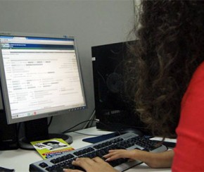 Governo do Piauí divulga lista de servidores com contra-cheque bloqueado.(Imagem:Cidadeverde.com)