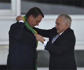 Após receber faixa, Bolsonaro defende fim de corrupção e de vantagens.(Imagem:Agência Brasil)