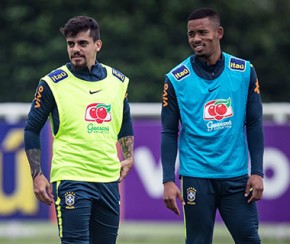 Fagner treina com bola, e Tite fecha treino novamente.(Imagem:Pedro Martins)