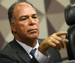 PF mira líder do governo Bolsonaro no Senado e faz buscas no Congresso.(Imagem:Folha Press)