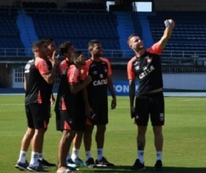 Técnico vê Sul-Americana como chance de consolidar grandeza do Atlético-PR.(Imagem:Miguel Locatelli)