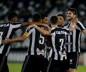 Botafogo vence Atlético-PR e alivia pressão sobre treinador.(Imagem:Folha Press)