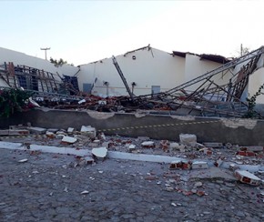 Desabamento: vídeo mostra destroços e relato de moradora.(Imagem:Reprodução)