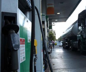 Procon notifica postos de combustíveis por preços abusivos em Teresina.(Imagem:Agência Brasil)