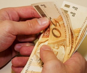 Empresários ganham mais (R$ 2.900) no Piauí, mas salários caem, revela IBGE.(Imagem:Divulgação)