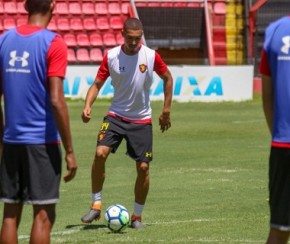 Sport enfrenta o Ceará em partida decisiva para sair da zona de rebaixamento.(Imagem:Wiliams Aguiar)