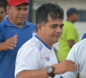 Batista Filho deve continuar no comando do Azulino do litoraal até o final de 2017.(Imagem:Didu Masullo)