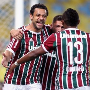 Fred comemora um de seus dois gols contra o Palmeiras.(Imagem:Photocamera)