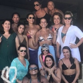 Ivete Sangalo mostra barriga de grávida em aniversário da irmã.(Imagem:Instagram)