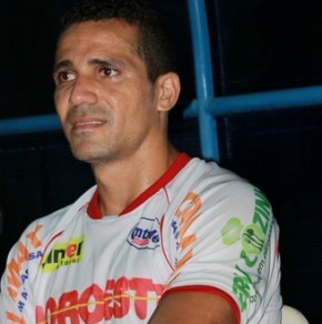 Anderson Kamar no estadual de 2013 no River-PI. Atacante acerta volta ao futebol piauiense.(Imagem:Náyra Macêdo)