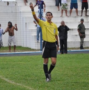 Antônio Dib Moraes de Sousa, apita Picos x River-PI, às 20h desta terça.(Imagem:Divulgação)