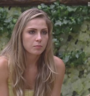 Renata reclama de Jonas: 'Ele me abandona'(Imagem:Reprodução)