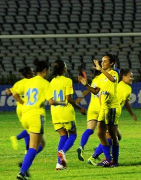 Jogadoras do Tigre esperam que cena se repita: vitória contra Rio Preto deixa equipe piauiense em condição fácil de classificação às semifinais.(Imagem:Emanuele Madeira/GloboEsporte.com)