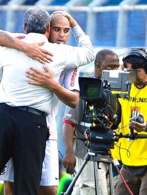 Sem Adriano, Tite encara partida como decisão.(Imagem: Marcos Ribolli / GLOBOESPORTE.COM)