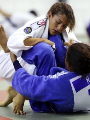 Sarah Menezes enfrenta na estreia a compatriota Taciana Lima, que hoje defende a Guine Bissau.(Imagem:Gaspar Nóbrega / FOTOCOM.NET)