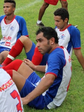 Leís defende estilo de marcação do Piauí (Foto: Leís defende estilo de marcação do Piauí(Imagem:Ramiro Pena/Globoesporte.com)