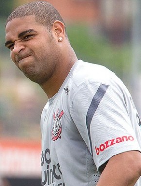 Adriano não foi ao treino da última terça-feira.(Imagem:Ag. Estado)