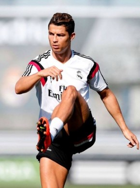 Cristiano Ronaldo no treino deste domingo.(Imagem:Reprodução / Facebook)