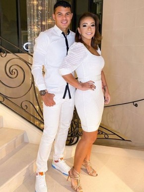 Thiago SIlva e esposa(Imagem:Reprodução/Instagram)