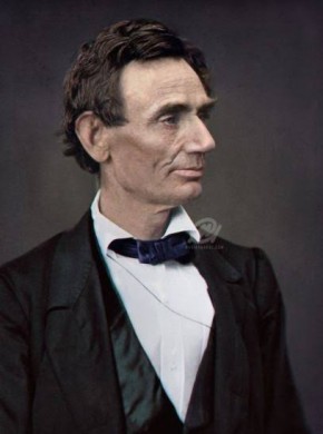Abraham Lincoln foi o 16º presidente dos Estados Unidos e é considerado um dos maiores heróis da América devido ao seu papel de salvador da União e emancipador de escravos(Imagem:Reprodução/marinamaral)