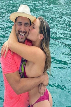 André Marques posa agarradinho à namorada em Angra e ganha declaração de amor(Imagem:Reprodução/Instagram)
