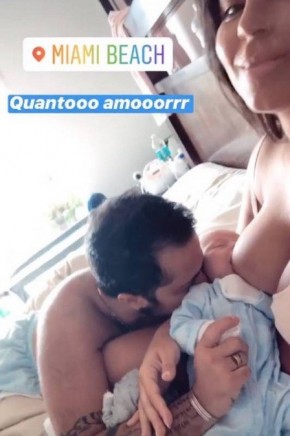 Andressa Ferreira posta amamentando Bento(Imagem:Reprodução/Instagram)