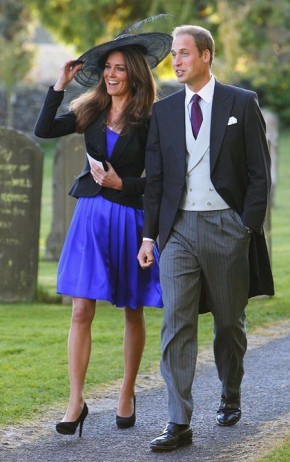Noiva do Príncipe William usa saias na altura do joelho e cores neutras.(Imagem:Divulgação)