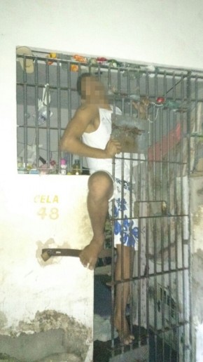 Detento ficou preso ao tentar fugir de peintenciária em Parnaíba.(Imagem:Divulgação/Sinpoljuspi)