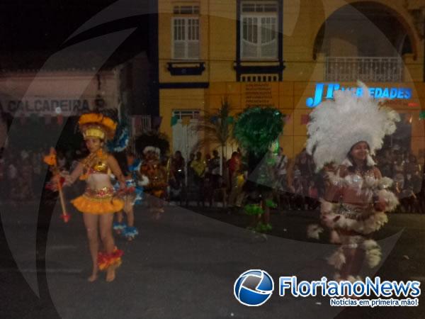 SESC realizou Mostra São João na Praça com Festival de Quadrilhas e bois em Floriano.(Imagem:FlorianoNews)
