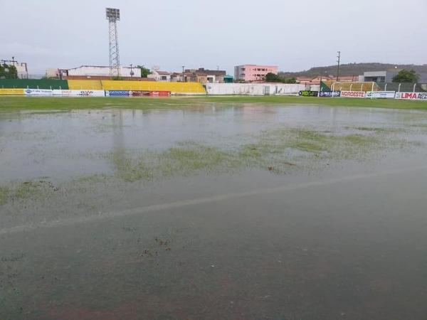 Estádio Helvídio Nunes, em Picos(Imagem:Nivaldo Sousa/RádioGuaribasFM)