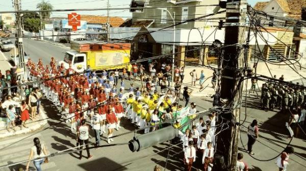Ginásio Primeiro de Maio celebra 61 anos de fundação com desfile cívico. (Imagem:FlorianoNews)